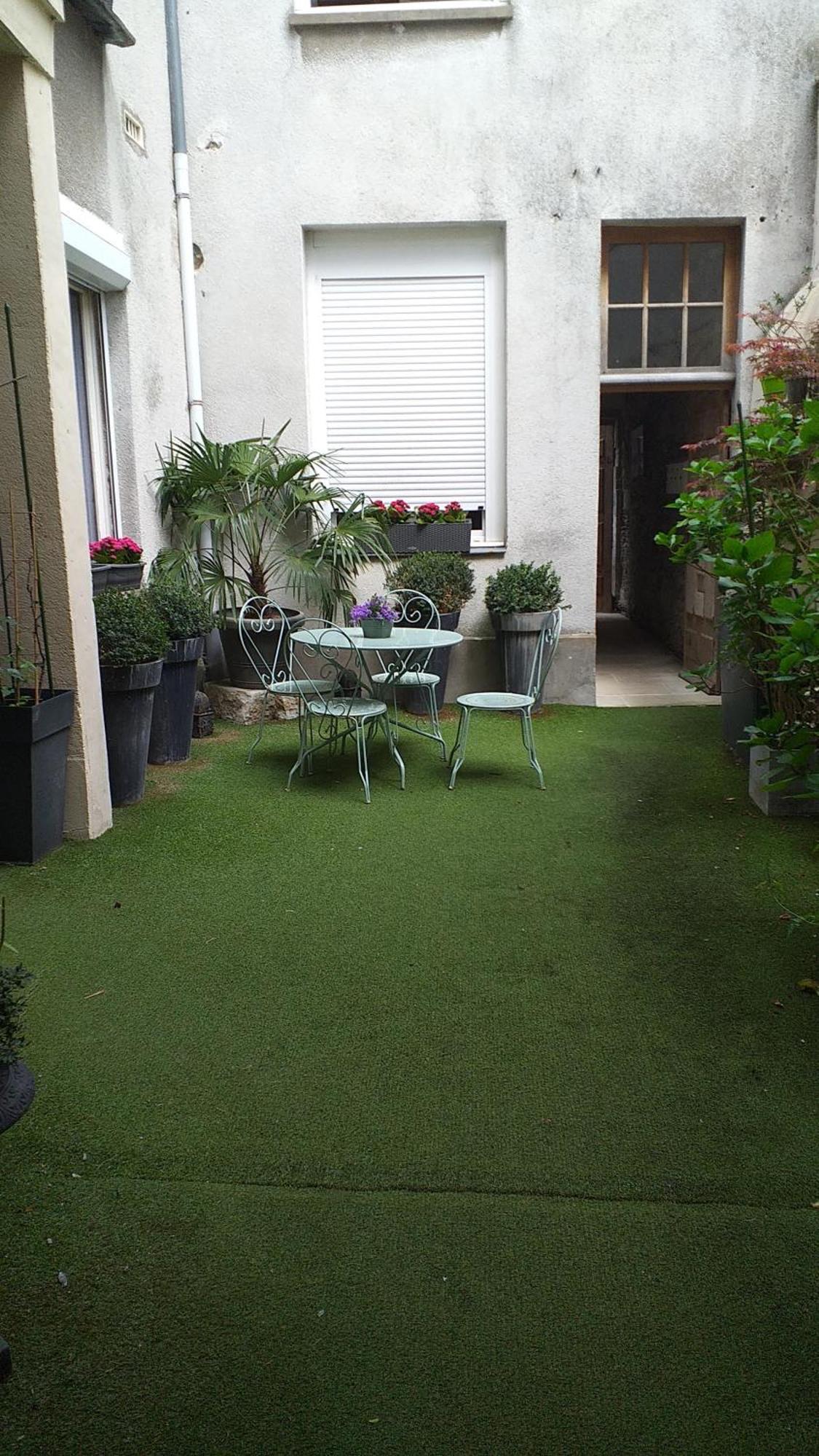 Appart 2 Pieces Et Jardin Hyper Centre Ville Angers Exterior photo
